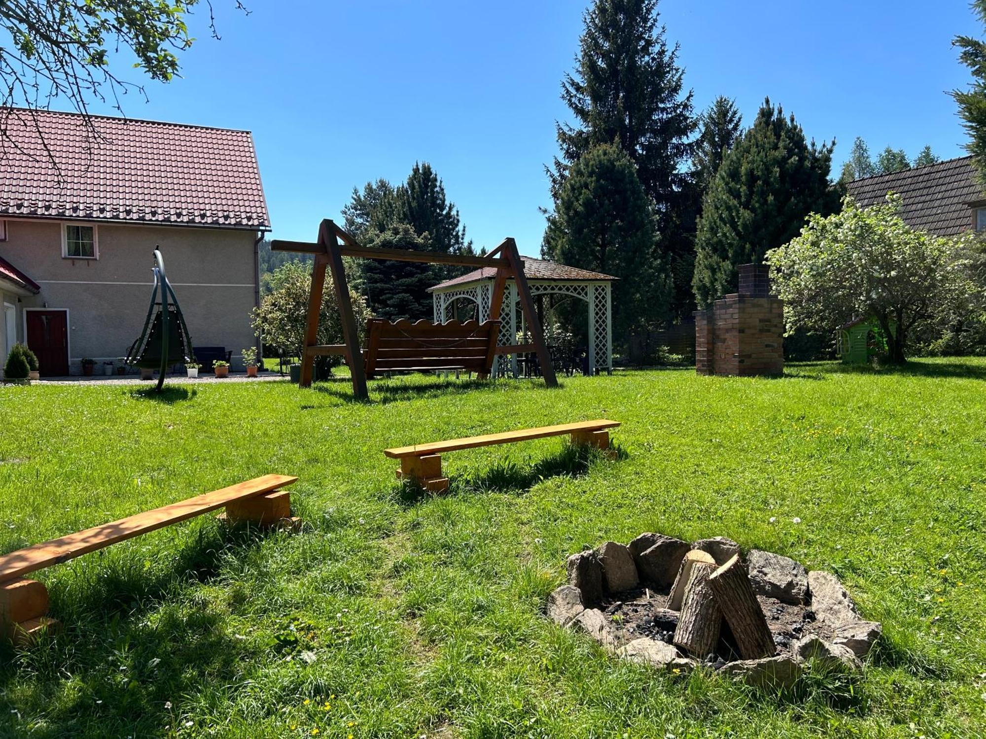 Apartamenty Stokrotka Lądek-Zdrój エクステリア 写真